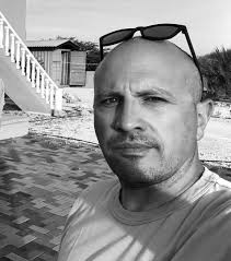 Biography author matching "ariel" (Sorted by Popularity Ascending)