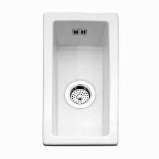 caple: hampshire kitchen sinks & taps