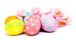Corta un trozo de media de nylon y cubre el huevo. Coloridos Huevos De Pascua Artesanales Aislados Fotografias De Stock Freeimages Com
