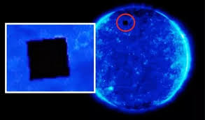 Este teza mea că farfuriile. Imaginea Care I A FÄƒcut Pe Unii SÄƒ SpunÄƒ CÄƒ LangÄƒ Soare E Un Ozn Cubic De 10 Ori Mai Mare Decat PÄƒmantul ExplicaÈ›ia Unui Expert Nasa E SimplÄƒ Hotnews Mobile