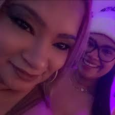 How do you stay safe walking alone at night in Rochester?