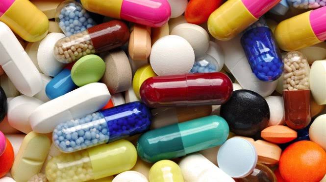 Tác dụng phụ của thuốc: cần cảnh giác - Tuổi Trẻ Online