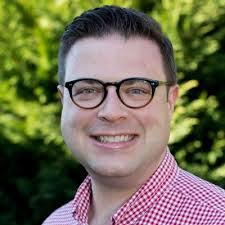 Thomas Huser's Instagram, Twitter & Facebook