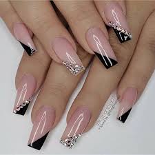 Pin By Nyemeck Pauline On Nail S Liary In 2020 Tapered Square Nails Pretty Nail Art Designs Square Nail Designs