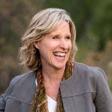 Kelly Simmerman's Instagram, Twitter & Facebook