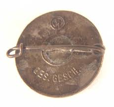 'deutschland erwache' ('germany awake') enameled party lapel badge. 1933 Deutschland Erwache Pin Tr Badges Insignia World Militaria Forum