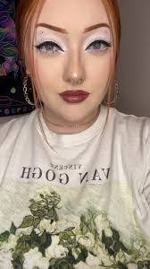 Lisa Weickert's Instagram, Twitter & Facebook