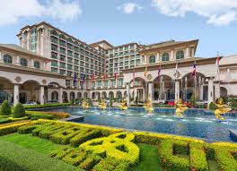 Fountain In Front Of Ballroom At Garden City Hotel Phnom Penh Cambodia Cool Places To Visit Garden City Hotel Asia Photography
