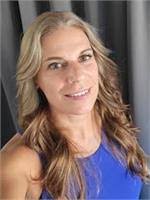 Emma Esposito's Instagram, Twitter & Facebook