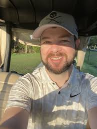 Colleen Moffett's Instagram, Twitter & Facebook