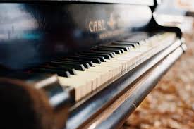 Disinfecting your piano keys is a must during cold and flu season, especially if you share an instrument. A Few Great Steps To Super Clean Piano Keys Wd 40 India