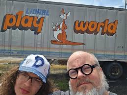 Are there any pictures of Sir Goony Golf in Charlotte?