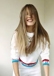 Serenay Sarikaya Sac Rengi Bakimli Kadin Sac Sac Rengi Unluler