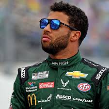 Reaction from wallace's fellow drivers was immediate as they prepared for the rescheduled race monday afternoon. Fbi Concludes That Bubba Wallace Not Victim Of Hate Crime Over Noose Incident Nascar The Guardian