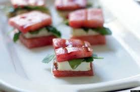 Wer also einen mixer zuhause hat, kommt gut durch die heißen tage. 30 Fingerfood Rezepte Fur Heisse Tage Und Nachte Fingerfood Rezepte Fingerfood Lebensmittel Essen