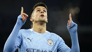 João cancelo se unió a la cantera del s. A Bola Joao Cancelo Assume Desejo De Terminar Carreira No Benfica Benfica