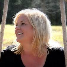 Beth Cavanaugh in La Salle, IL, USA :: Behance