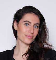 Audrey Renaud's Instagram, Twitter & Facebook