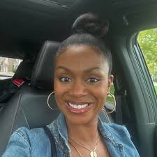 How can I modify a Starbucks shaken espresso to include brown sugar and oat  milk?