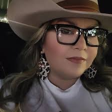 Becky Barrera (@becky.barrera.3) • Facebook