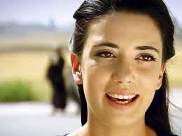 Résultat de recherche d'images pour "ceren yalazoğlu"