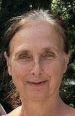 Ellen Latimer's Instagram, Twitter & Facebook