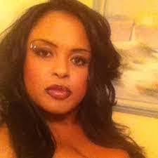 Denise Piotrowski's Instagram, Twitter & Facebook