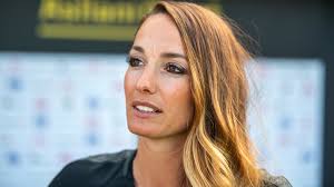 They know more than what i know, since i haven't been in spain for that long, asllani says of the. Kosovare Asllani Darfor Undrar Folk Om Jag Har Pojkvan