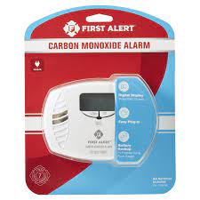 Red led flashes in alarm mode. First Alert Co615 Plug In Carbon Monoxide Alarm With Battery Backup Carbon Monoxide Detectors Meijer Grocery Pharmacy Home More
