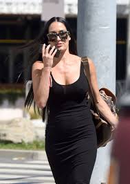 It's so funny because you always know when a bride finds their dress, because they walk out and it's like this big smile and they feel. Nikki Bella In Tight Dress Leaves Hair Salon In West Hollywood 07 24 2019 Hawtcelebs