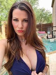 Pin On Hotties