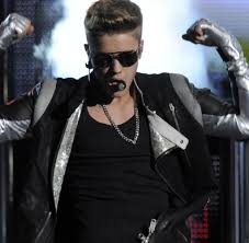 Justin bieber / джастин бибер. Zu Jung Fur Party In Hollywood Justin Bieber Fliegt Aus Nachtclub Welt