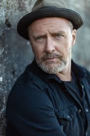 Kjenner du igjen svolværingen i reklamen?