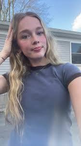 Savannah Wolf's Instagram, Twitter & Facebook