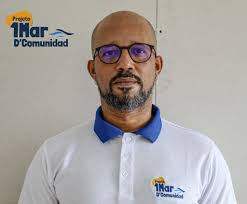 Resgate de tartaruga marinha na praia de João Évora