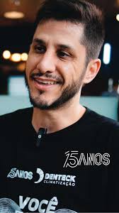 Vinicius Hoppe, gerente comercial que está na Denteck desde 2016,  compartilha sua trajetória na empresa e fala sobre a expansão para além dos  limites do Rio Grande do Sul, apresentando sua visão de ...