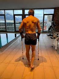 Süper büyük slalom ve büyük slalom disiplini üzerine yoğunlaşmıştır.2. Aleksander Aamodt Kilde Facebook