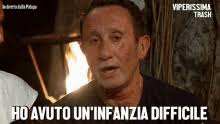 In un libro e in un travolgente spettacolo dal vivo, tutte le esilaranti risposte di beppe braida a questa domanda da. Beppe Braida Isola Dei Famosi Gif Beppebraida Isoladeifamosi Tivogliobenemaunbeneimmenso Discover Share Gifs