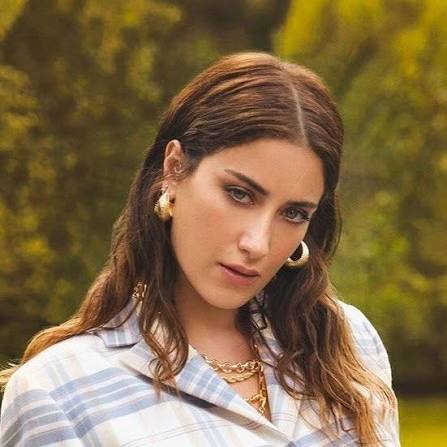 Hazal Kaya (@hazalkaya) • Instagram photos and videos
