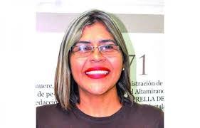 Etelvina Medianero de Bonagas, Rectora de la Unachi