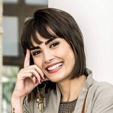 Maria Casadevall posta foto com a namorada: 'Visibilidade sapatão'