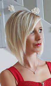 Coupe Carre Plongeant Asymetrique En 2020 Carre Plongeant Asymetrique Coupe Carre Plongeant Coiffure Carre Plongeant