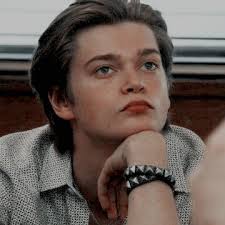 ﾟ⊱ Elijah Stevenson as Oliver in Everything Sucks! Layouts.