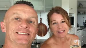 Nikki and Aaron Holder open barber business in Rainbow Beach