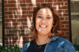 Diana Brain's Instagram, Twitter & Facebook