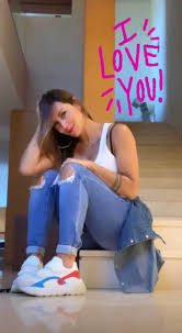 Arturo vidal has been hospitalised with severe tonsillitis. Barcelona Arturo Vidal Celebrates 32nd Birthday In The Marca English