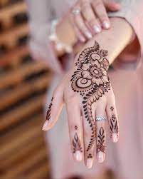 Gambar henna tangan simple mudah tattoos ideas. Gambar Henna Di Telapak Tangan Yang Mudah Ditiru