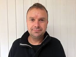 Nå starter spillerjakten