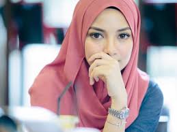 Gosip bercinta dengan neelofa ini komen fattah amin. Engku Muzahadin