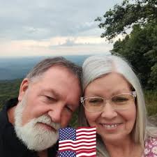 Sandy Hall Bunn (@sandybunn.2018) • Threads, Say more